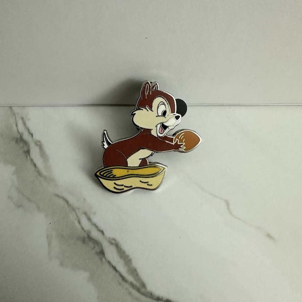 DISNEY Parks Chip and Dale Matching Missing Nut Dale Pin